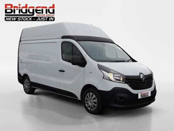 View all renault trafic cars